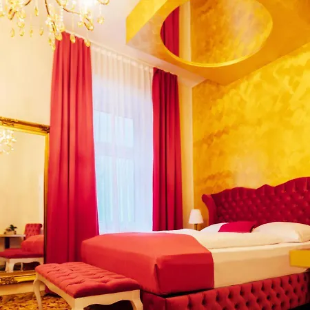 Hotel Hamburger Perle By Uniqstay-3